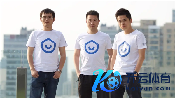 群核科技的三位首创东谈主：朱皓、黄晓煌、陈航（从左至右） | 图片来源：汇集